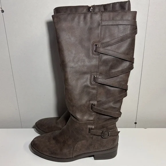 Brown Knee-High Women's Boots - Picture 2 of 6